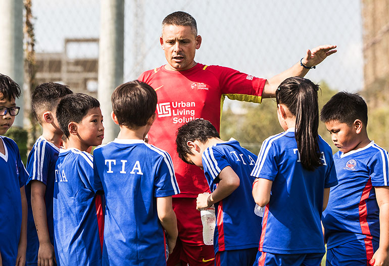 School Sports Coaching Fully qualified and licensed coaches