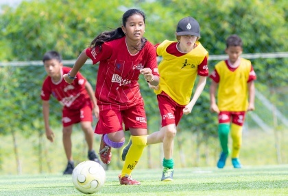 Soccer School (11-15 years) Soccer School (11-15 years)