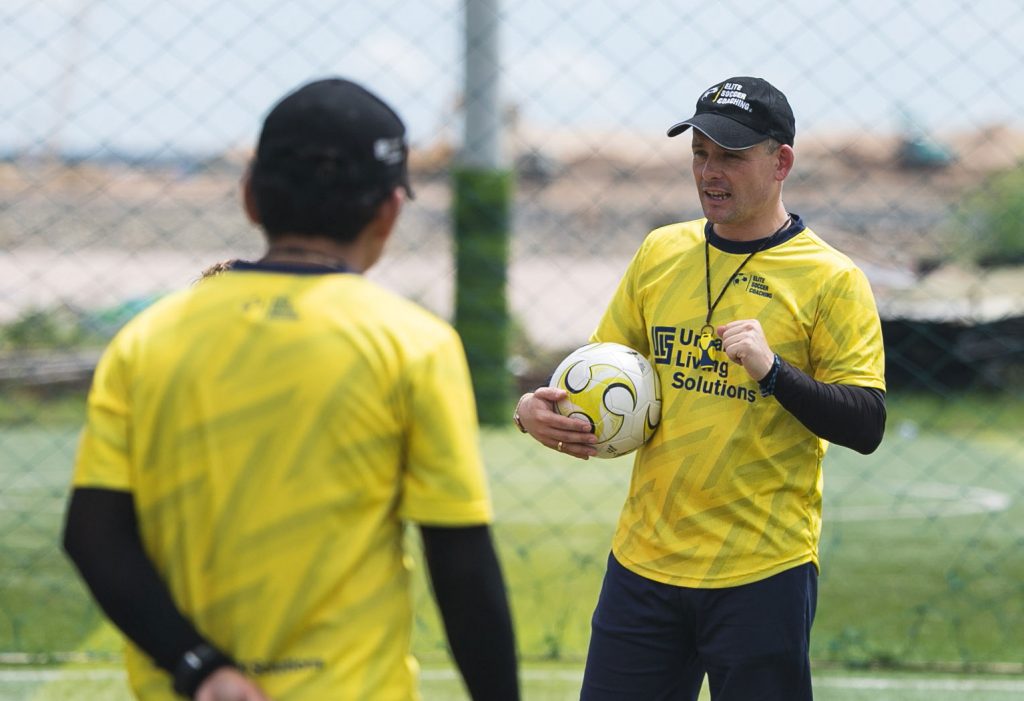 School Sports Coaching Fully qualified and licensed coaches